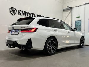 BMW 330 bild 25