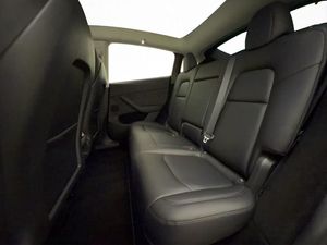 Tesla Model Y bild 20