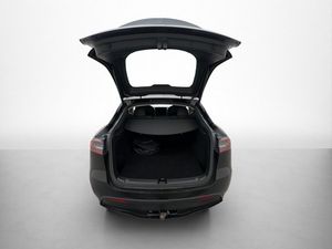 Tesla Model Y bild 21