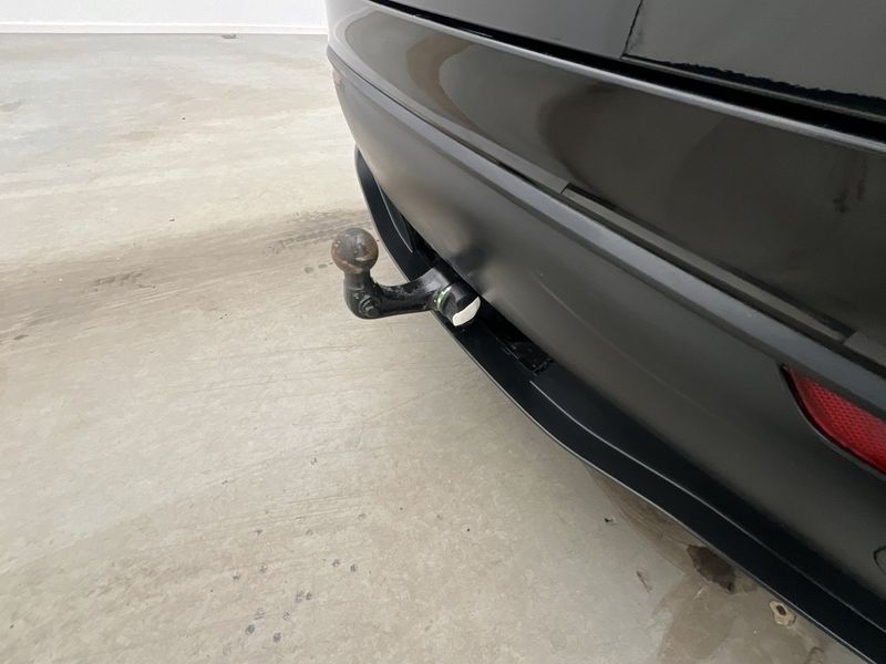 Tesla Model Y bild 10