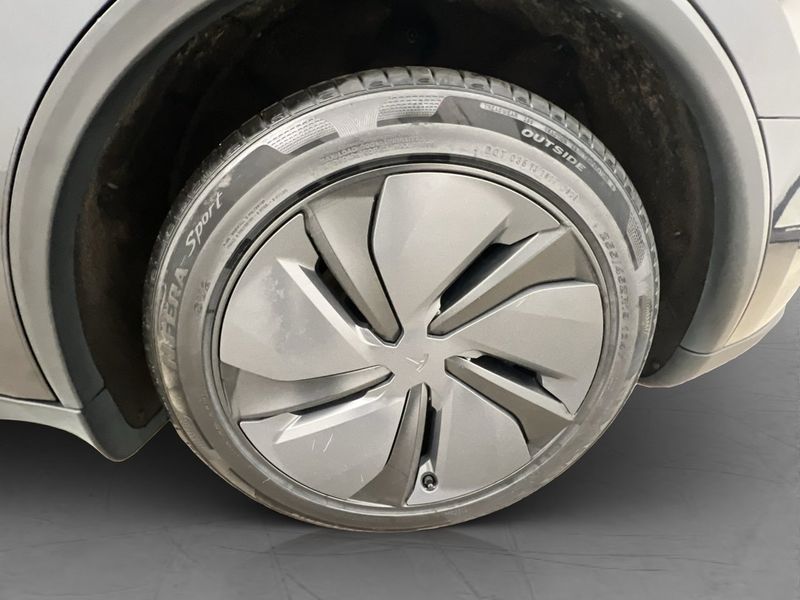 Tesla Model Y bild 30