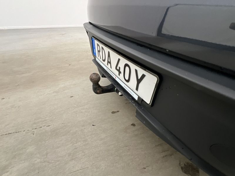 Tesla Model Y bild 10