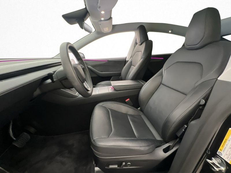 Tesla Model Y bild 9
