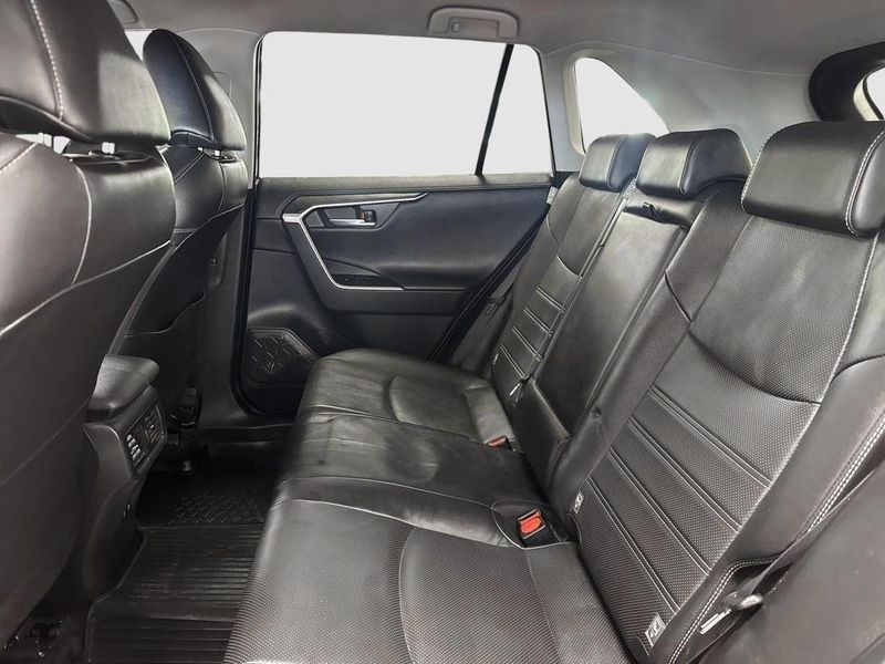 Toyota RAV4 bild 9