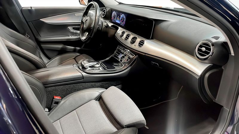 Mercedes E220 bild 3