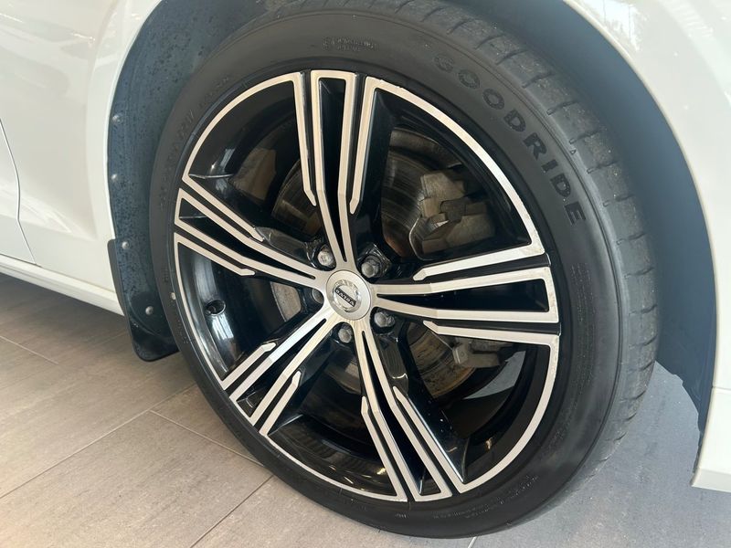 Volvo V60 bild 10