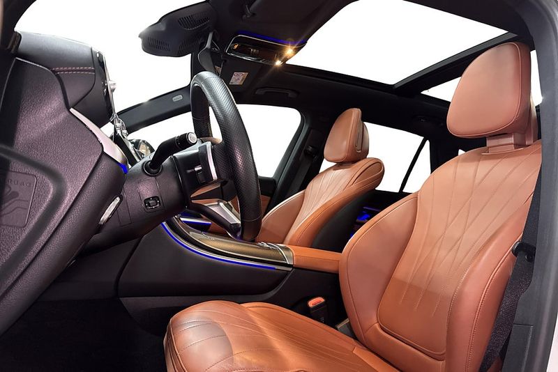 Mercedes GLC400 bild 11