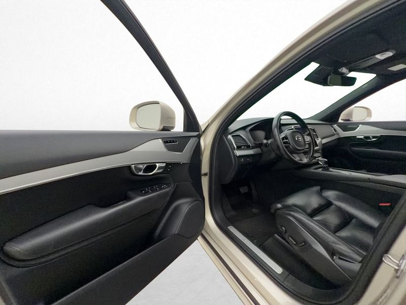 Volvo XC90 bild 14