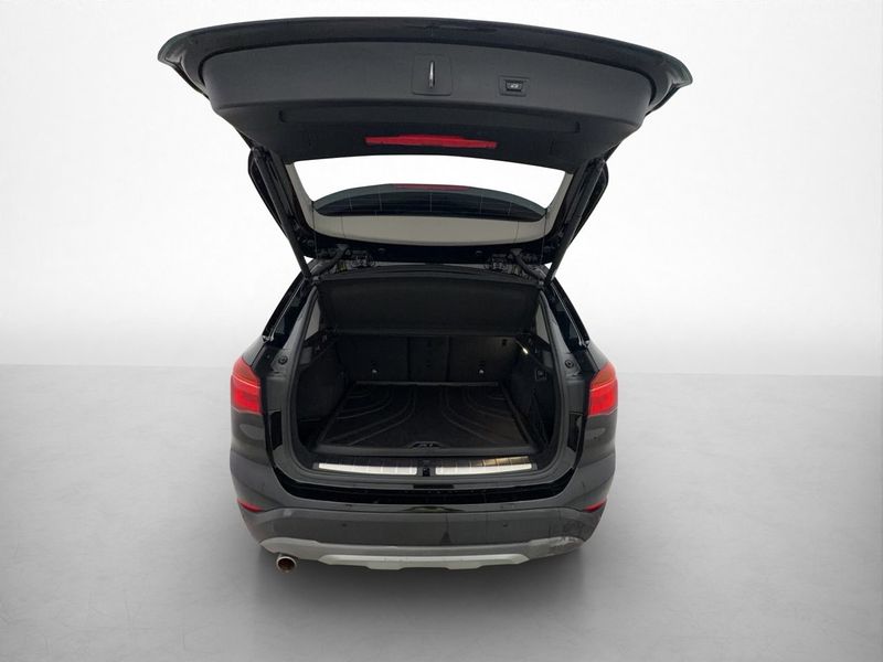 BMW X1 bild 9