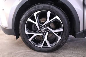 Toyota C-HR bild 9