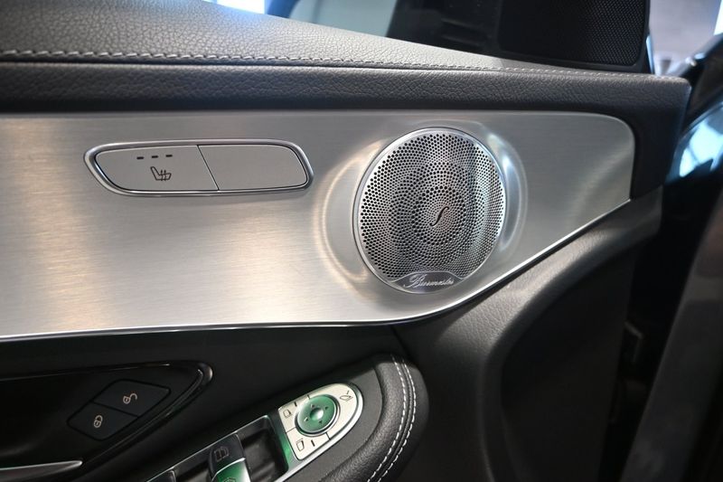 Mercedes GLC220 bild 17