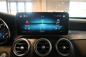 Mercedes GLC220 bild 21