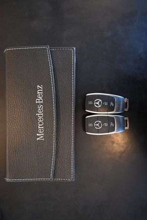 Mercedes GLC220 bild 26