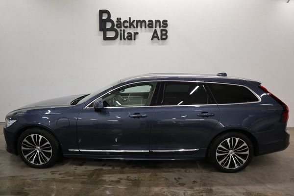 Volvo V90 Recharge T6 AWD Auto Core Edit Drag Skinn Navi Kamera - 2024