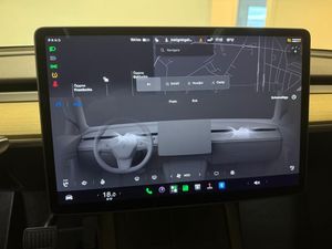 Tesla Model Y bild 13