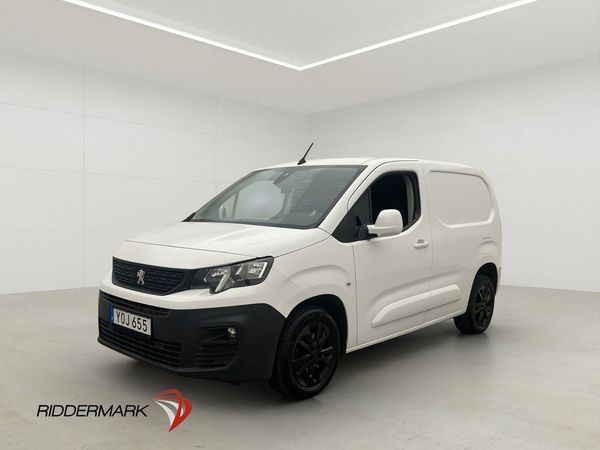 Peugeot Partner 130hk Värmare B-Kamera 3-Sits CARPLAY Moms - 2018