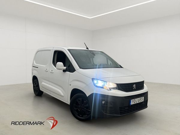 Peugeot Partner 130hk Värmare B-Kamera 3-Sits CARPLAY Moms - 2018