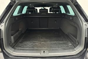Volkswagen Passat bild 9