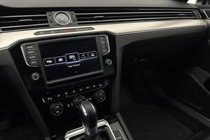 Volkswagen Passat bild 15