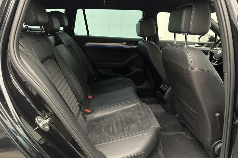 Volkswagen Passat bild 8