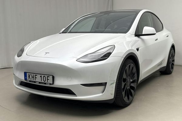 Tesla Model Y Performance Dual Motor AWD - 2023