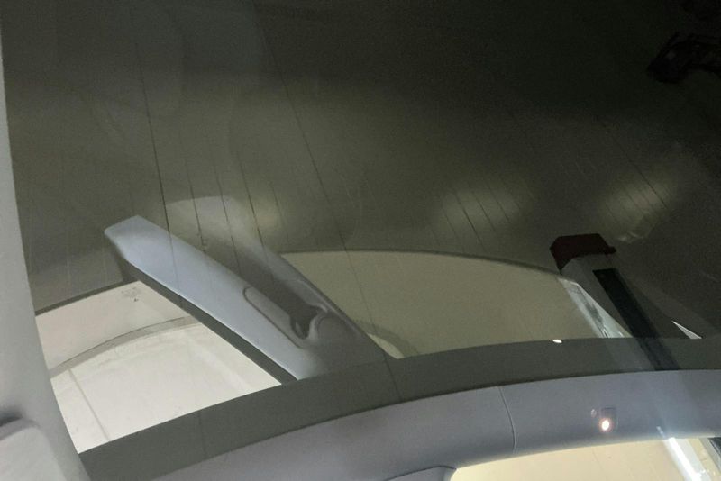 Tesla Model Y bild 18