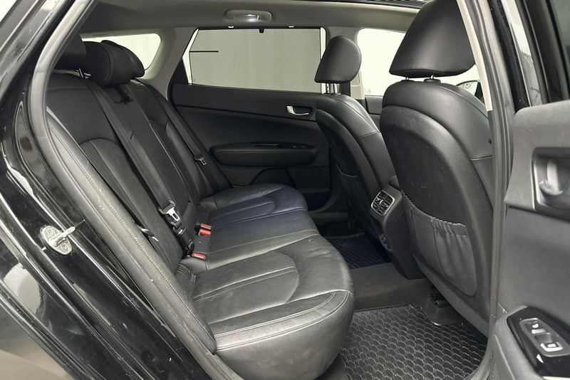 Kia Optima bild 8