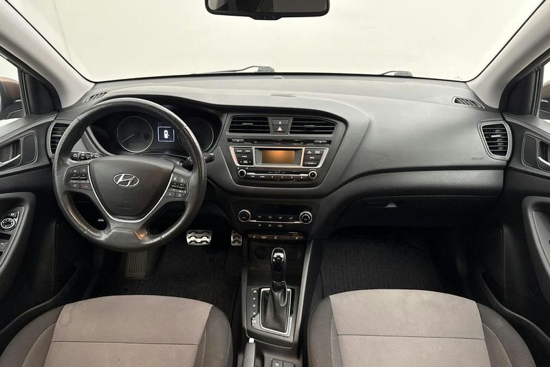 Hyundai i20 bild 6