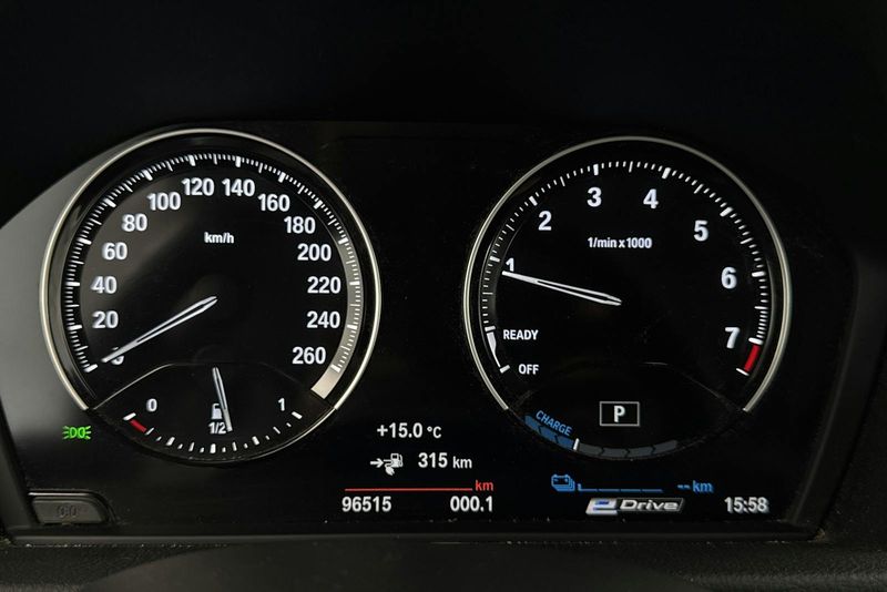 BMW 225 bild 10