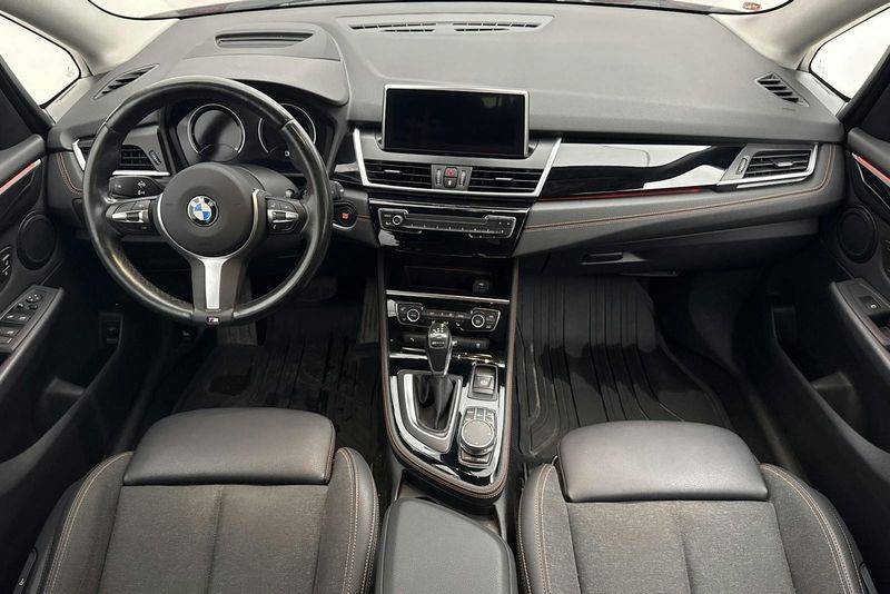BMW 225 bild 6