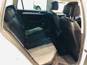 Volkswagen Passat bild 6