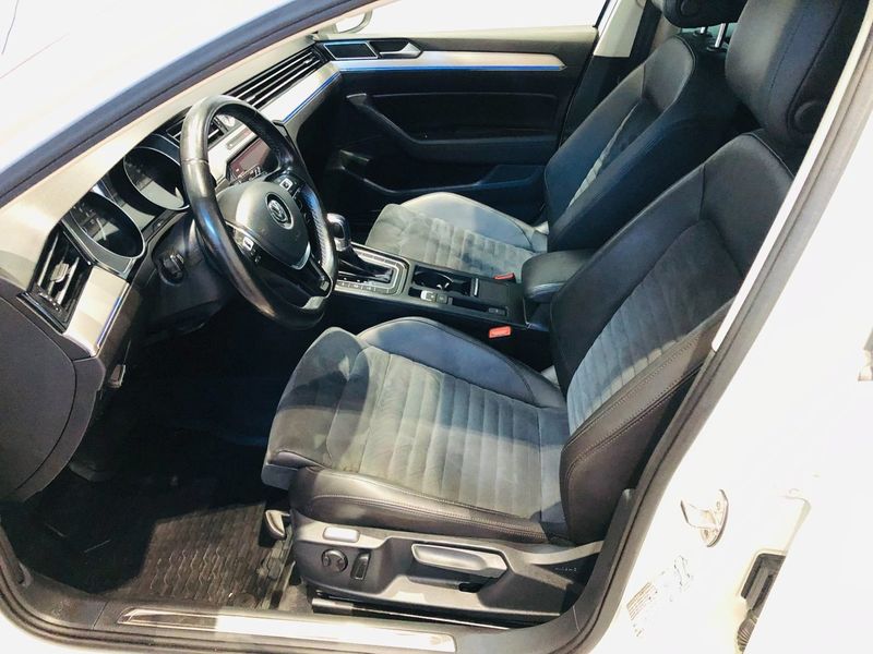 Volkswagen Passat bild 8