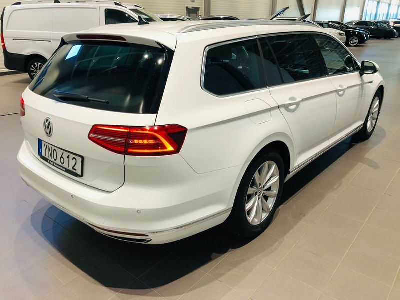 Volkswagen Passat bild 3