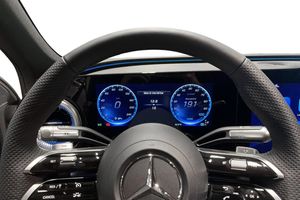 Mercedes C400 bild 7