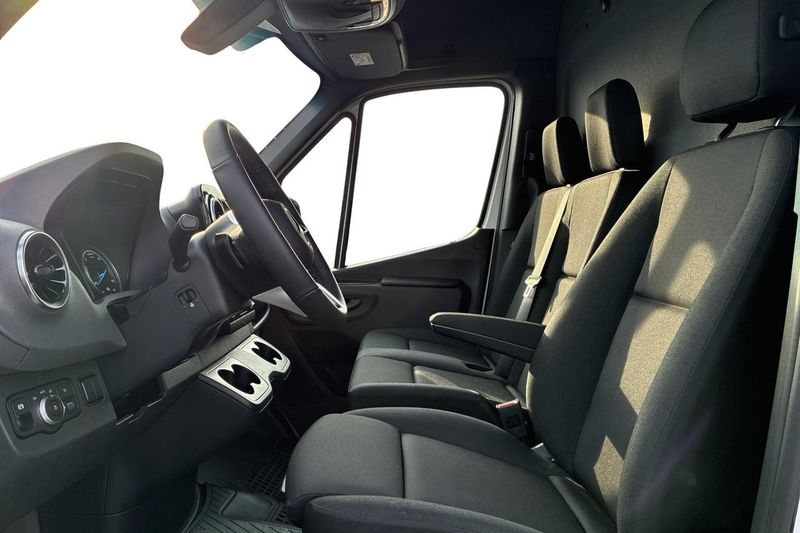 Mercedes e-Sprinter bild 12