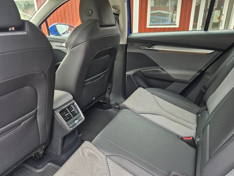 Skoda Enyaq bild 13