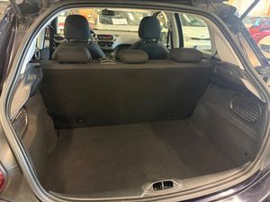 Peugeot 208 bild 11