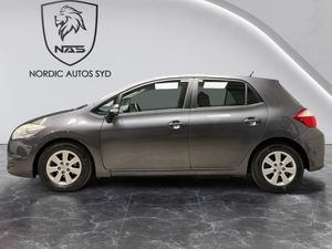 Toyota Auris bild 3