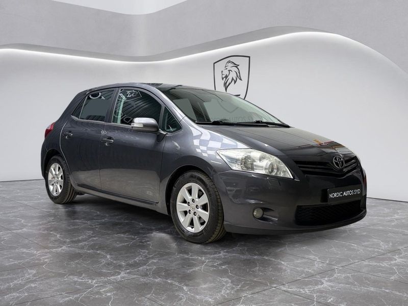 Toyota Auris bild 8