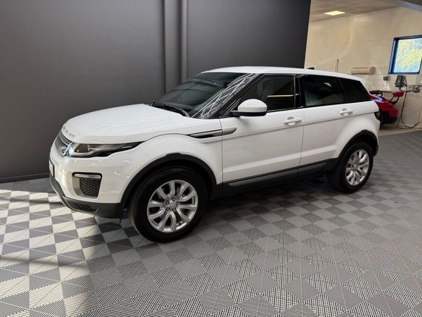 Land Rover Range Rover Evoque 2.0 TD4 AWD SE / Värmare / Nyservad - 2017