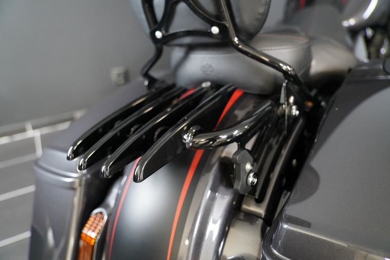 Harley-Davidson CVO Street Glide bild 15