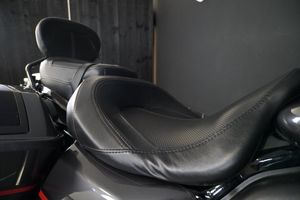 Harley-Davidson CVO Street Glide bild 13