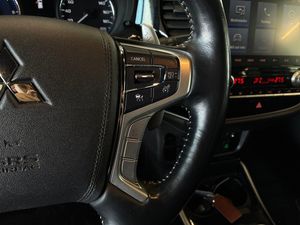 Mitsubishi Outlander bild 19