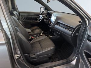 Mitsubishi Outlander bild 9