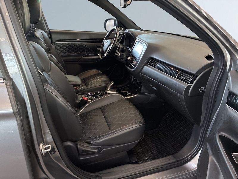 Mitsubishi Outlander bild 9