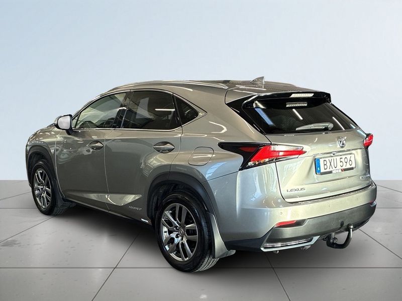 Lexus NX bild 5
