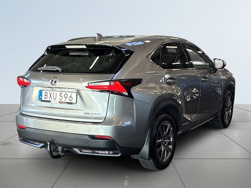 Lexus NX bild 6