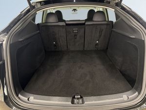 Tesla Model Y bild 12