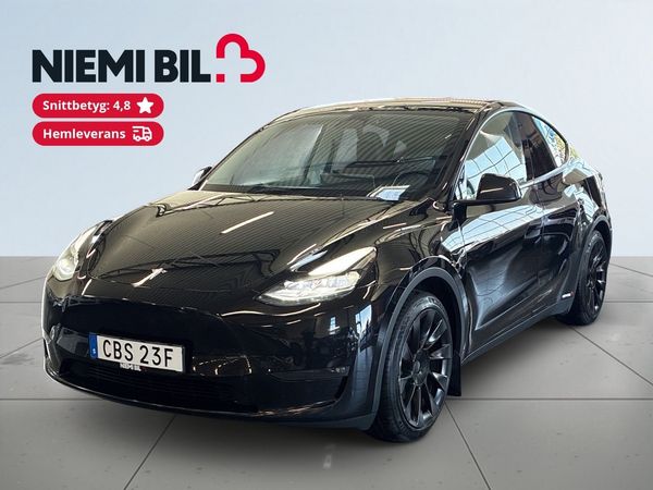 Tesla Model Y Long Range AWD Long Range S&V/Drag/Pano/Värmepump/MOMS - 2023