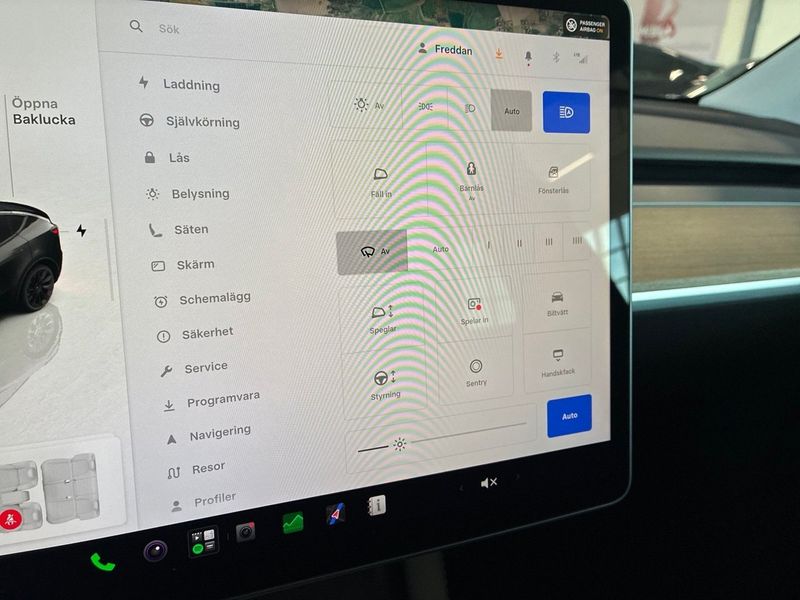 Tesla Model Y bild 25